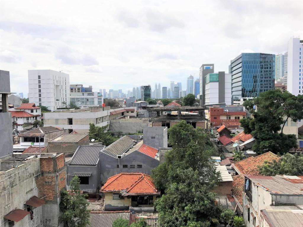 B Shaw Hotel Jakarta Exteriör bild